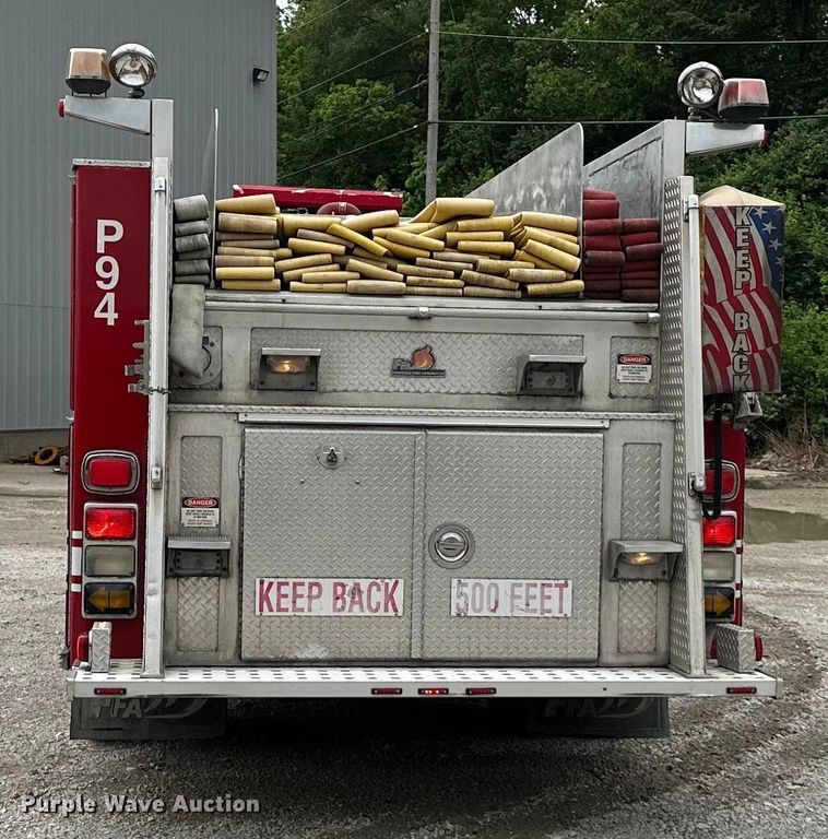 image for item NT9137 2001 HME H1738 pumper fire truck