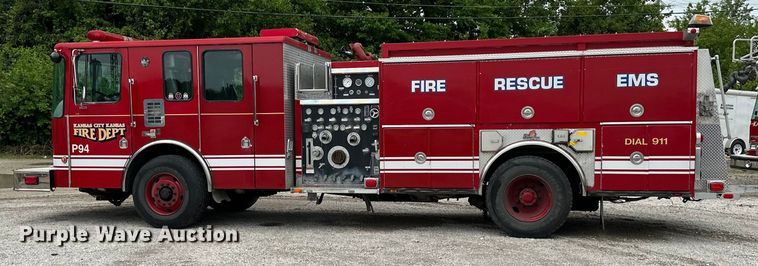 image for item NT9137 2001 HME H1738 pumper fire truck