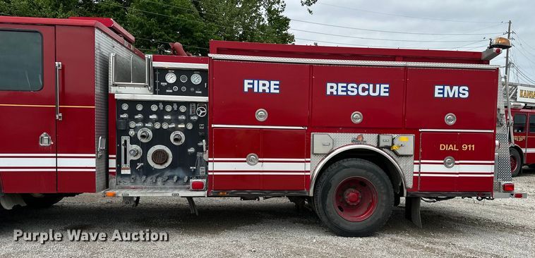image for item NT9137 2001 HME H1738 pumper fire truck