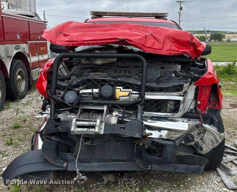 image for item NT9138 2013 Chevrolet Silverado 2500 HD Crew Cab pickup truck
