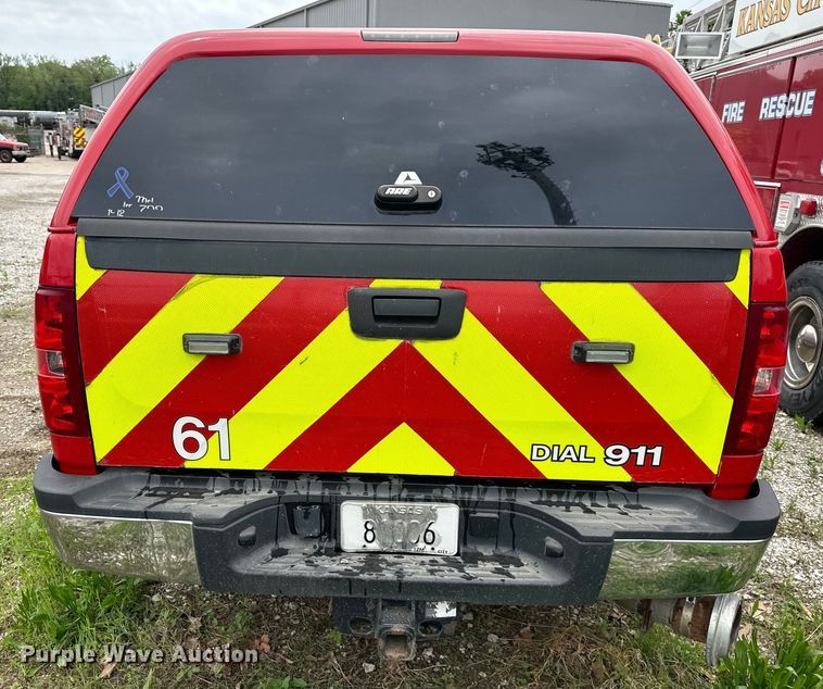 image for item NT9138 2013 Chevrolet Silverado 2500 HD Crew Cab pickup truck