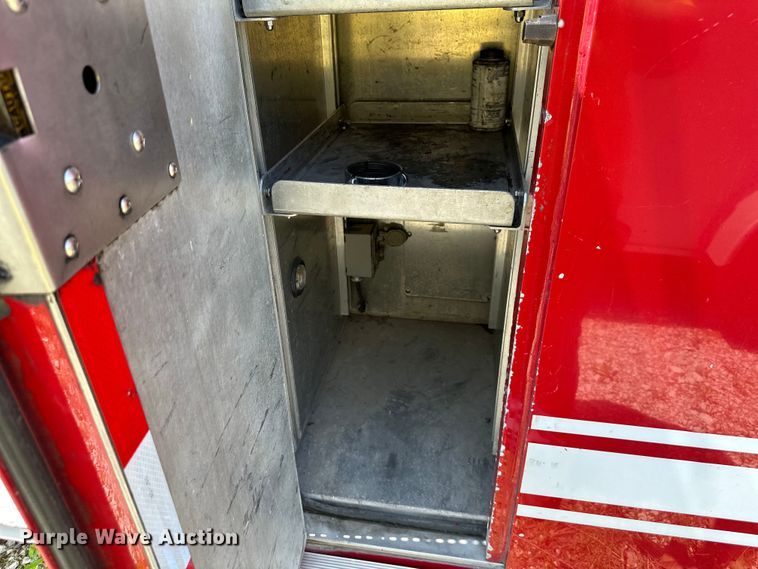 image for item NT9140 2006 HME 4465 900 pumper fire truck