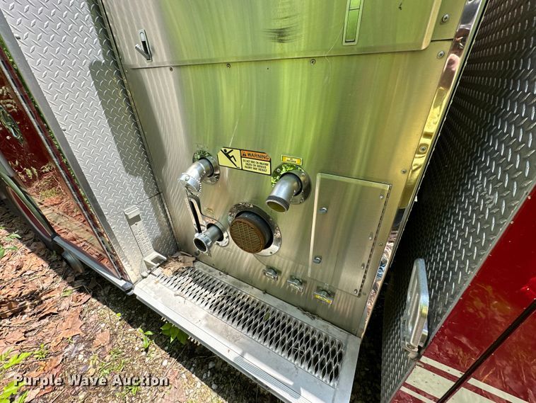 image for item NT9140 2006 HME 4465 900 pumper fire truck