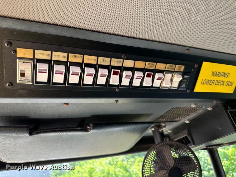 image for item NT9140 2006 HME 4465 900 pumper fire truck