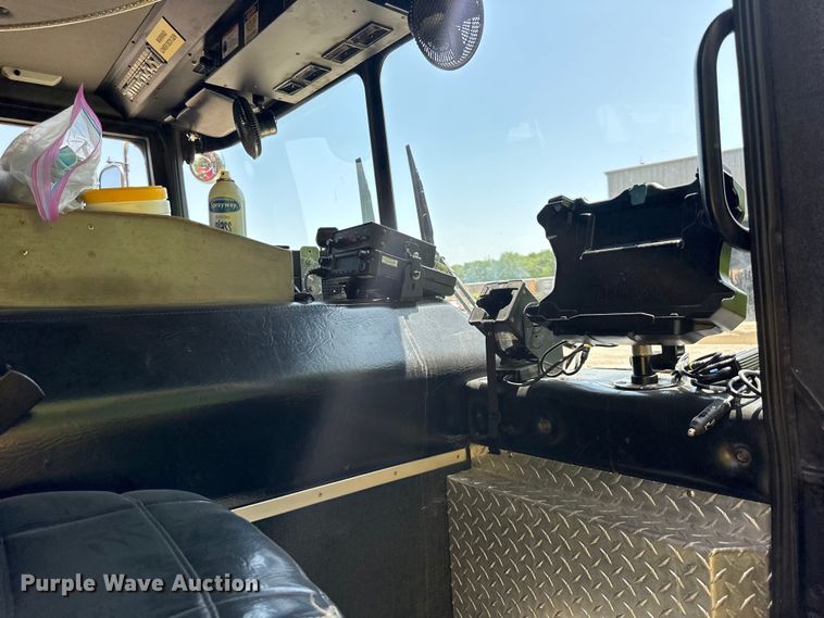 image for item NT9140 2006 HME 4465 900 pumper fire truck