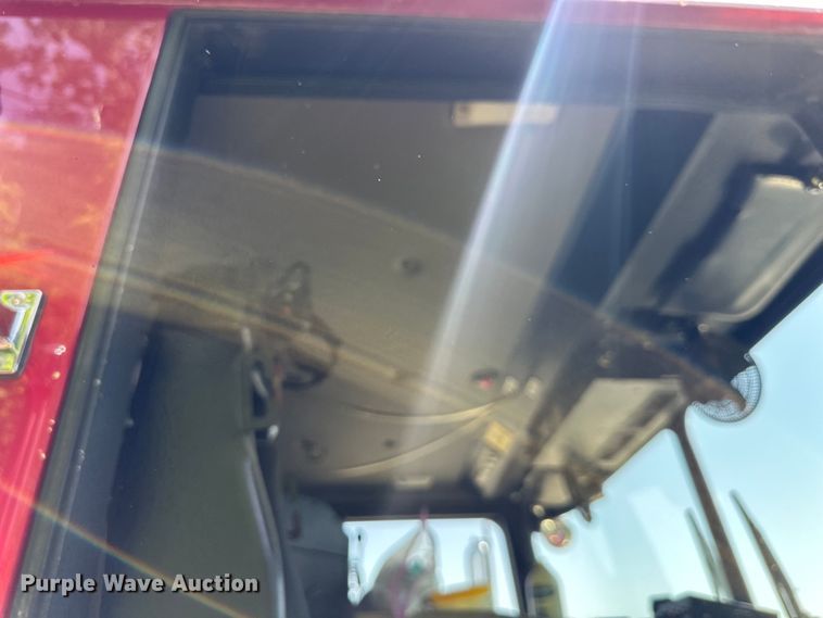 image for item NT9140 2006 HME 4465 900 pumper fire truck