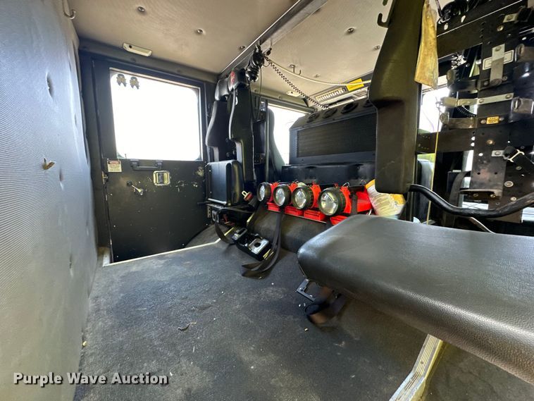 image for item NT9140 2006 HME 4465 900 pumper fire truck