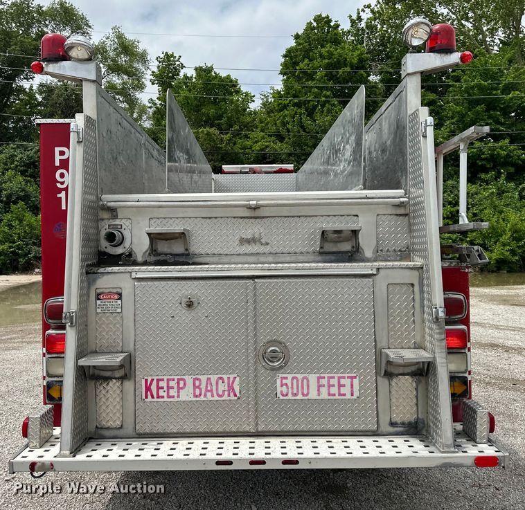 image for item NT9204 2002 HME H2057 pumper fire truck