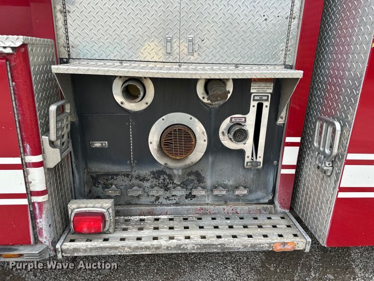 image for item NT9204 2002 HME H2057 pumper fire truck