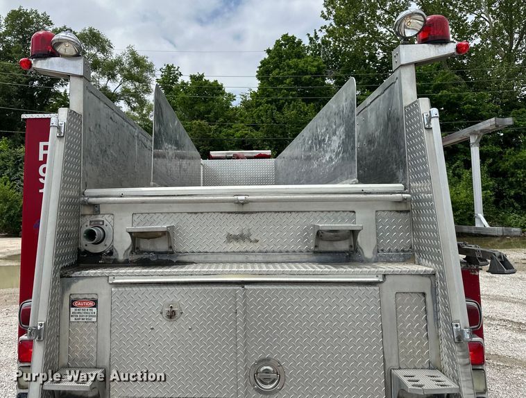 image for item NT9204 2002 HME H2057 pumper fire truck