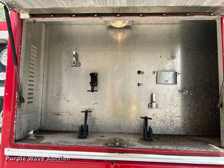 image for item NT9204 2002 HME H2057 pumper fire truck