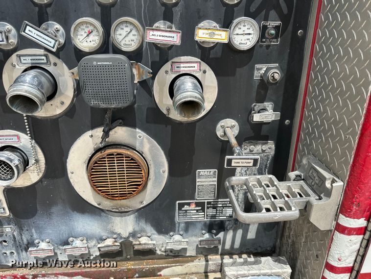 image for item NT9204 2002 HME H2057 pumper fire truck