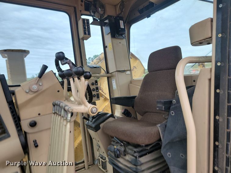 image for item OD9570 2006 Caterpillar 143H VHP motor grader