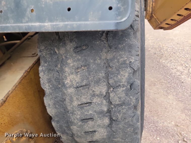 image for item OD9570 2006 Caterpillar 143H VHP motor grader