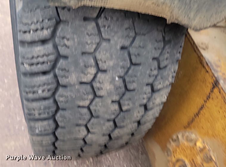 image for item OD9570 2006 Caterpillar 143H VHP motor grader