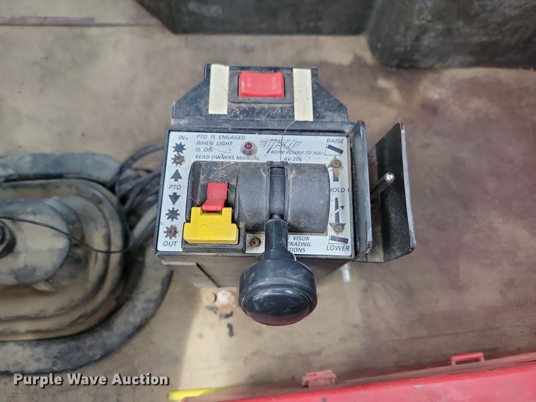 image for item OD9571 2000 International  9400i 5x4 semi truck