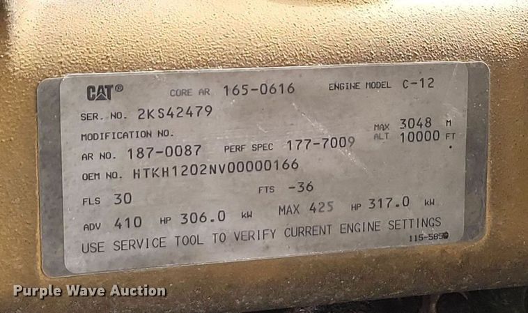 image for item OD9571 2000 International  9400i 5x4 semi truck