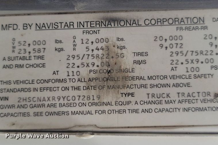 image for item OD9571 2000 International  9400i 5x4 semi truck