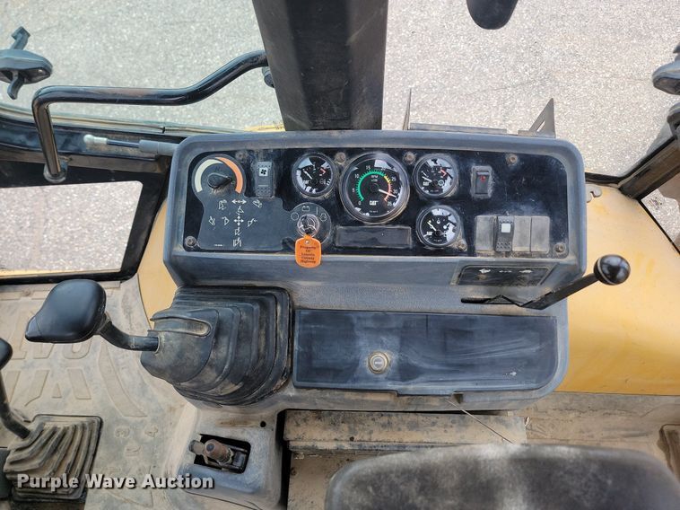image for item OD9572 1998 Caterpillar  416C backhoe