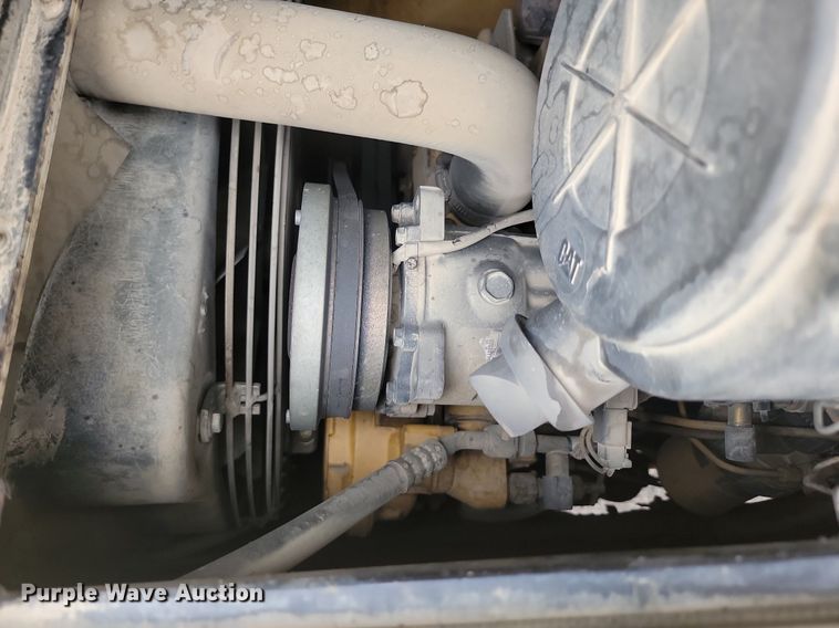 image for item OD9572 1998 Caterpillar  416C backhoe