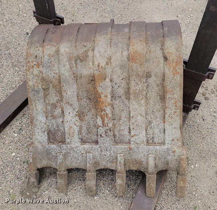 image for item OD9572 1998 Caterpillar  416C backhoe