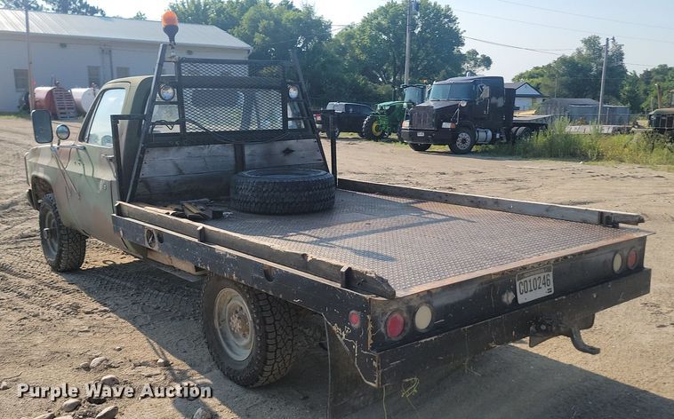 image for item OD9577 1987 Chevrolet D30 flatbed pickup truck