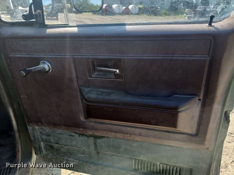 image for item OD9577 1987 Chevrolet D30 flatbed pickup truck