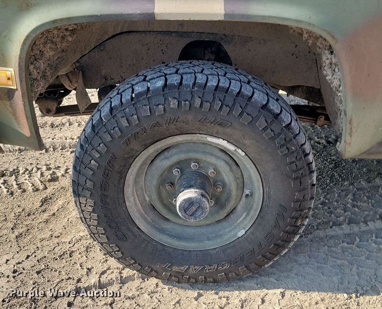 image for item OD9577 1987 Chevrolet D30 flatbed pickup truck