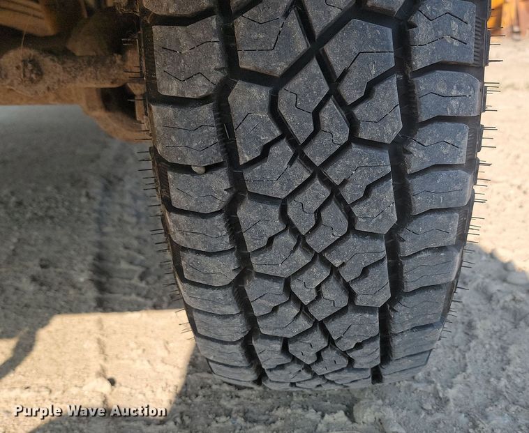 image for item OD9577 1987 Chevrolet D30 flatbed pickup truck