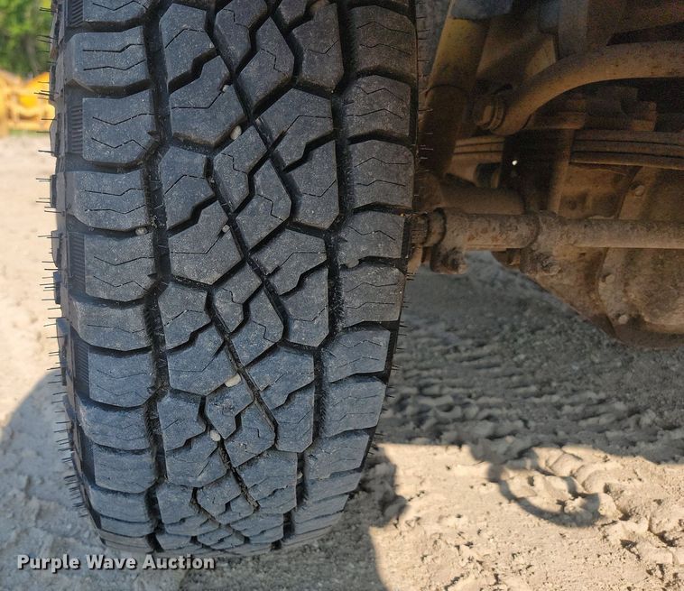 image for item OD9577 1987 Chevrolet D30 flatbed pickup truck