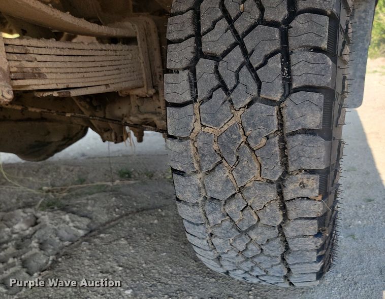 image for item OD9577 1987 Chevrolet D30 flatbed pickup truck