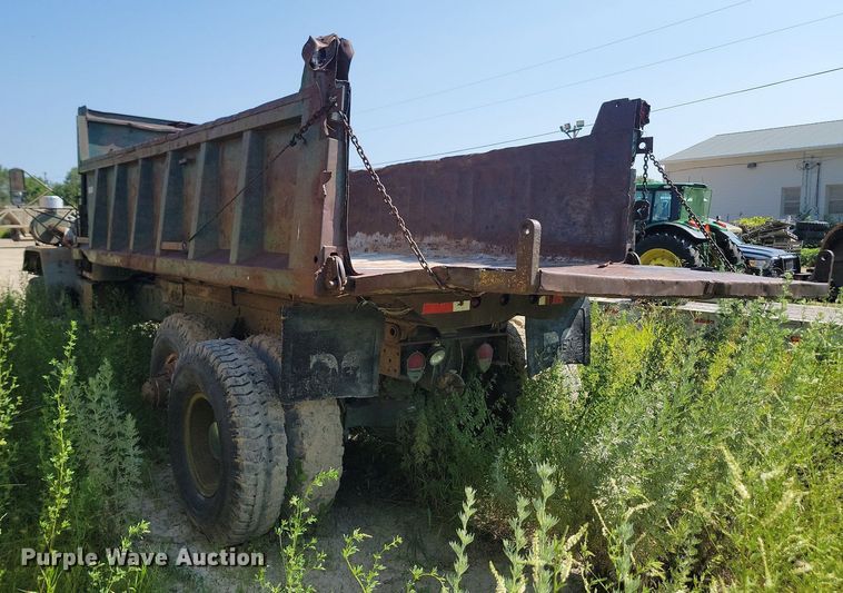 image for item OD9580 1968 CDE M812 dump truck