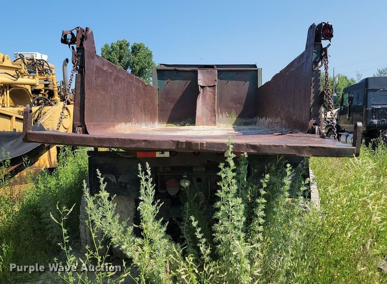 image for item OD9580 1968 CDE M812 dump truck