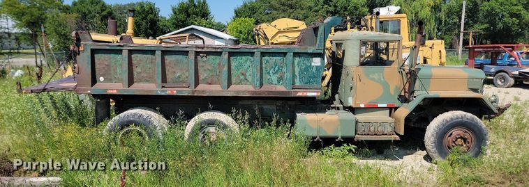 image for item OD9580 1968 CDE M812 dump truck