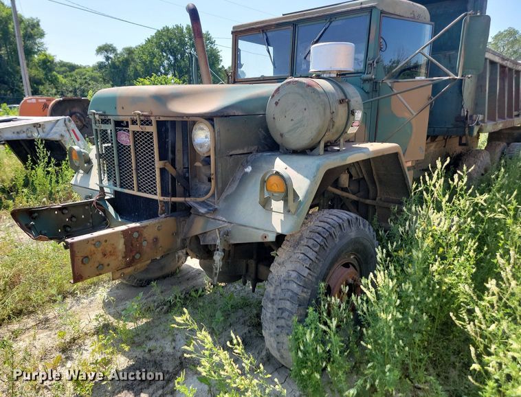 image for item OD9580 1968 CDE M812 dump truck