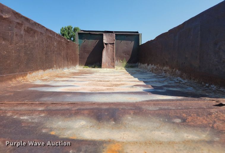 image for item OD9580 1968 CDE M812 dump truck