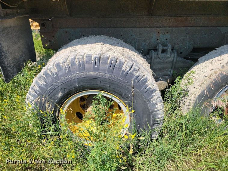 image for item OD9580 1968 CDE M812 dump truck