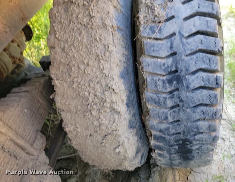 image for item OD9580 1968 CDE M812 dump truck