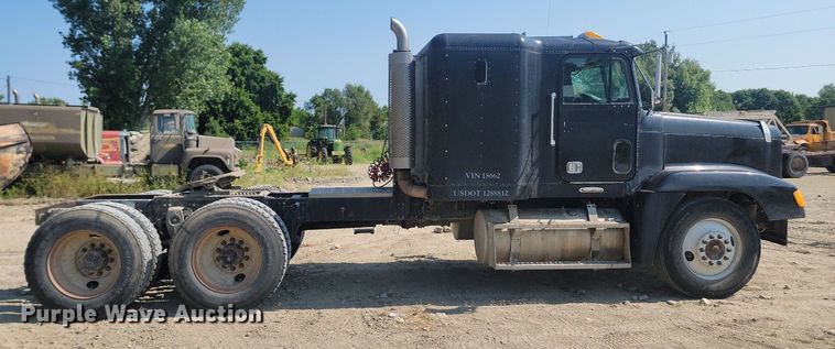 image for item OD9582 1998 Freightliner  semi truck