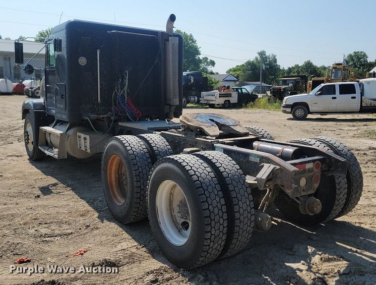 image for item OD9582 1998 Freightliner  semi truck