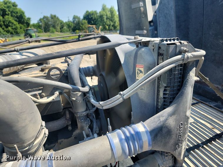 image for item OD9582 1998 Freightliner  semi truck