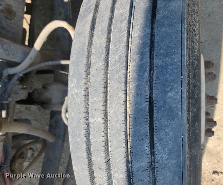 image for item OD9582 1998 Freightliner  semi truck