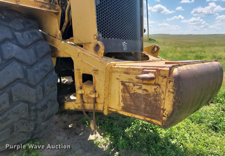 image for item OD9583 1981 Caterpillar  627B conventional scraper 