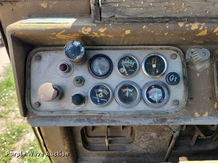 image for item OD9583 1981 Caterpillar  627B conventional scraper 