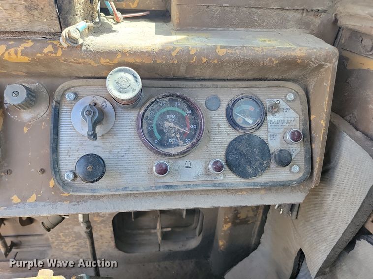 image for item OD9583 1981 Caterpillar  627B conventional scraper 