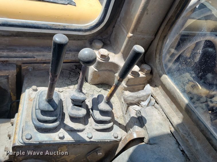 image for item OD9583 1981 Caterpillar  627B conventional scraper 