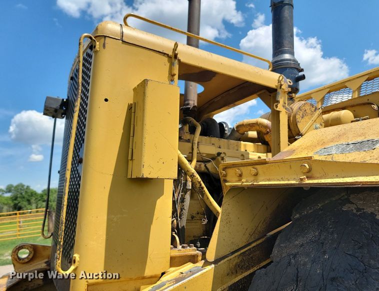 image for item OD9583 1981 Caterpillar  627B conventional scraper 