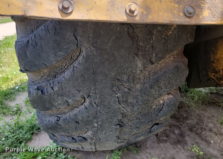 image for item OD9583 1981 Caterpillar  627B conventional scraper 