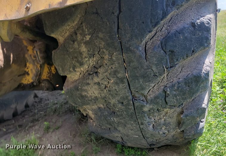 image for item OD9583 1981 Caterpillar  627B conventional scraper 