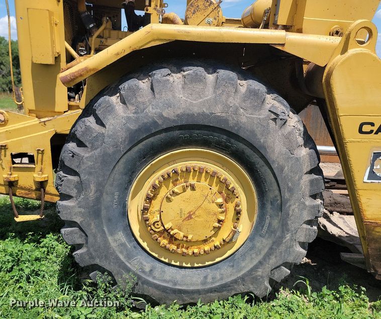 image for item OD9583 1981 Caterpillar  627B conventional scraper 